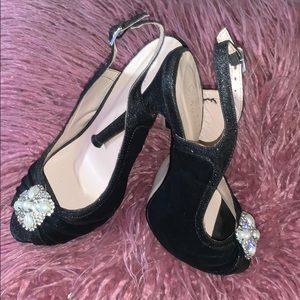 🌻 5/$25 when you bundle 🌻